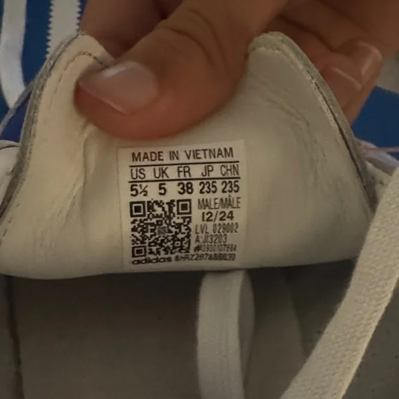 Adidas Classic Dodger Blue and White OG Sambas - Picture 5 of 6